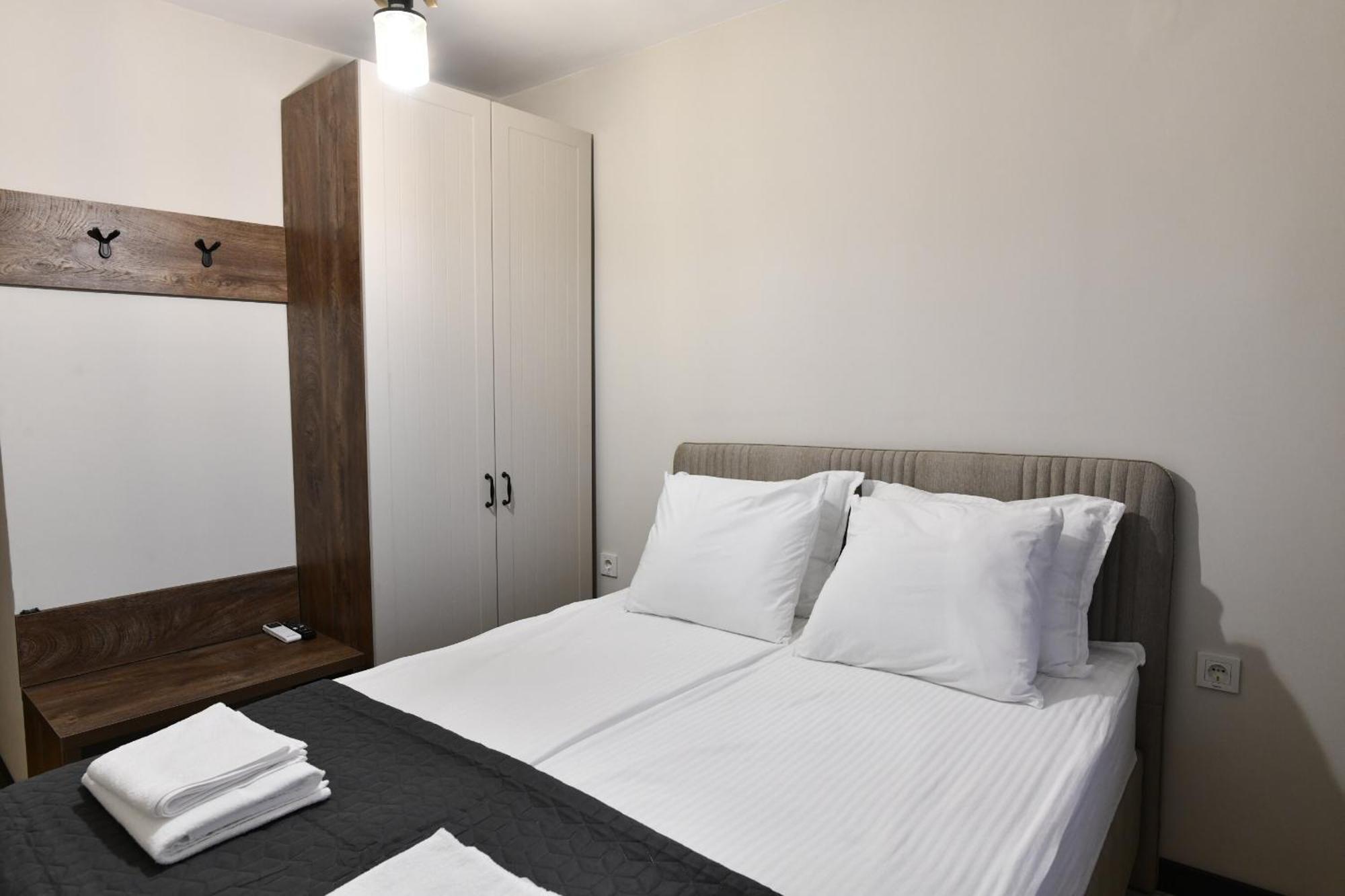 Guest House Lazara Veliko Tărnovo Esterno foto