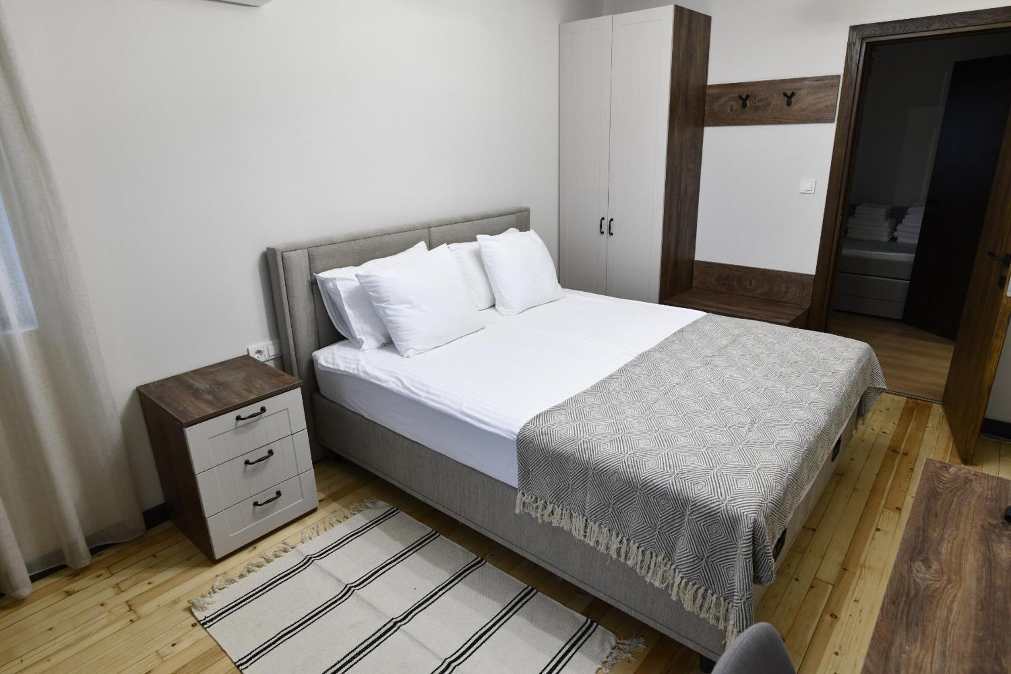 Guest House Lazara Veliko Tărnovo Esterno foto