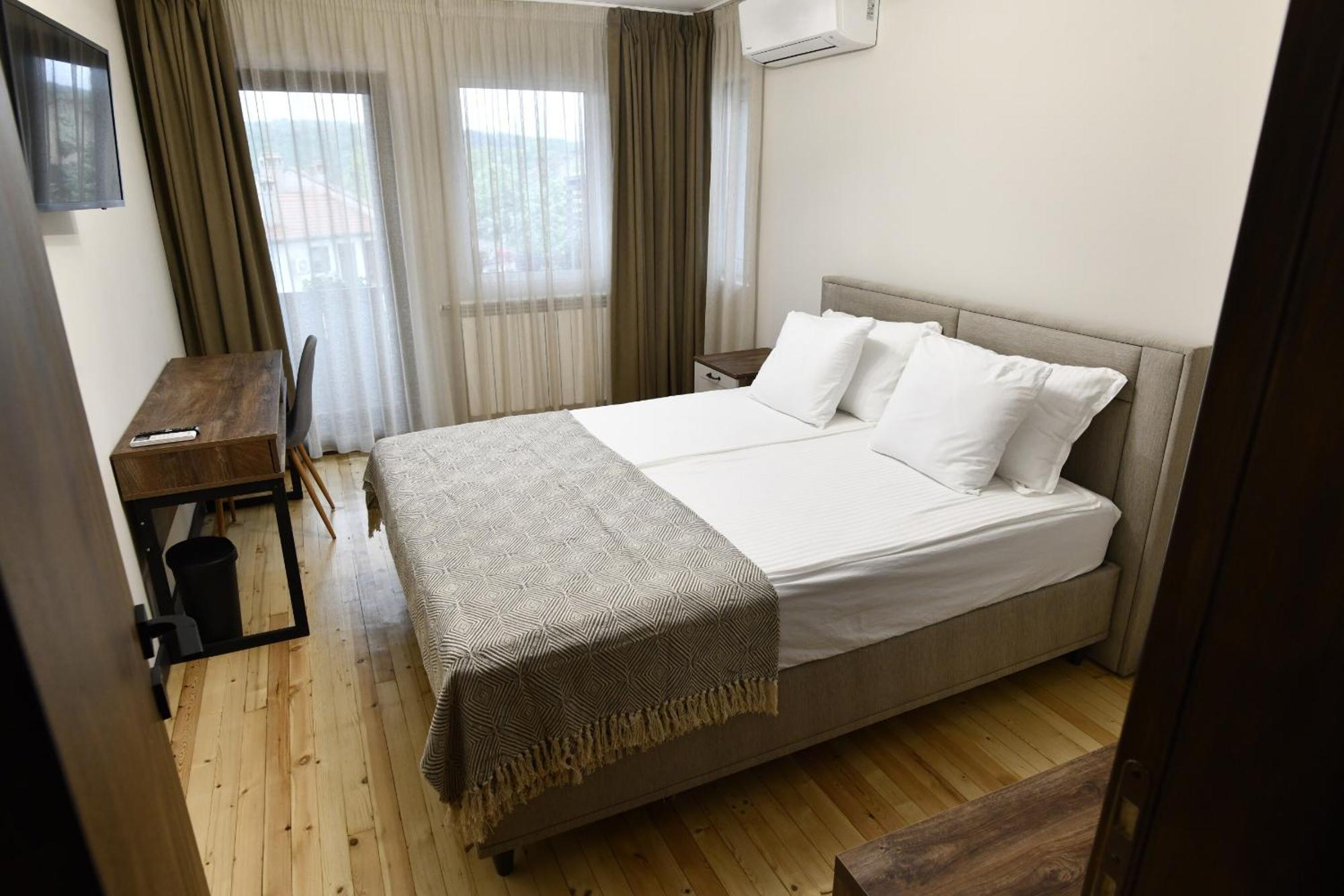 Guest House Lazara Veliko Tărnovo Esterno foto